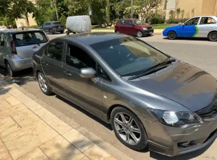 هوندا سيفك 2010 أبيض مستعملة للبيع