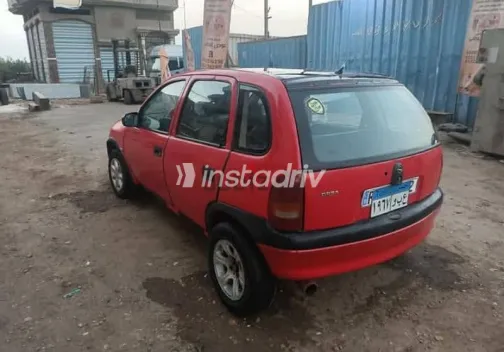 اوبل كورسا 1998 أحمر مستعملة للبيع - 2