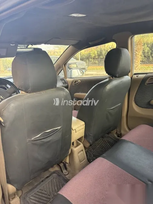 هوندا سيتى 2005 فضي مستعملة للبيع - 5