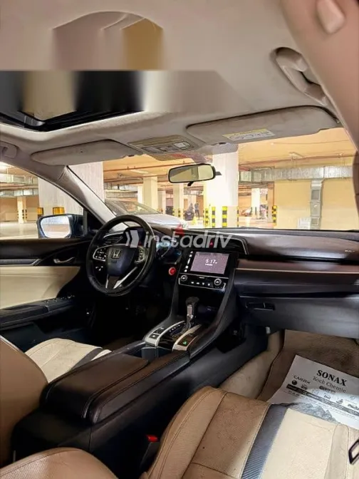 هوندا سيفك 2018 أسود مستعملة للبيع - 2