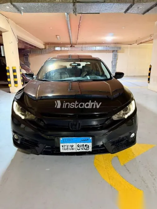 هوندا سيفك 2018 أسود مستعملة للبيع - 6