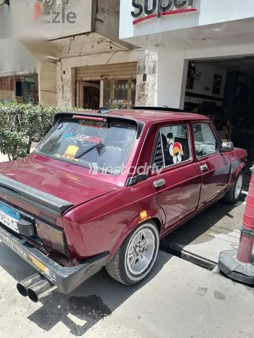 فيات 128 1985 أحمر مستعملة للبيع - 4