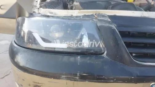 فولكس فاغن بوينتر 2005 ذهبي مستعملة للبيع - 6