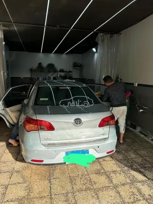 بريليانس FSV 2013 فضي مستعملة للبيع