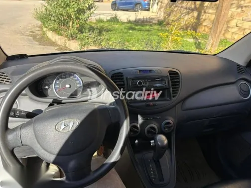 هيونداي I10 2014 فضي مستعملة للبيع - 1