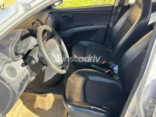 هيونداي I10 2014 فضي مستعملة للبيع - 3