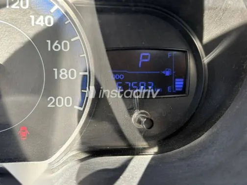 هيونداي I10 2014 فضي مستعملة للبيع - 4