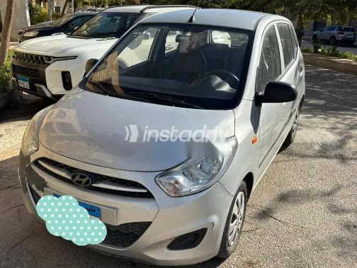 هيونداي I10 2014 فضي مستعملة للبيع - 9