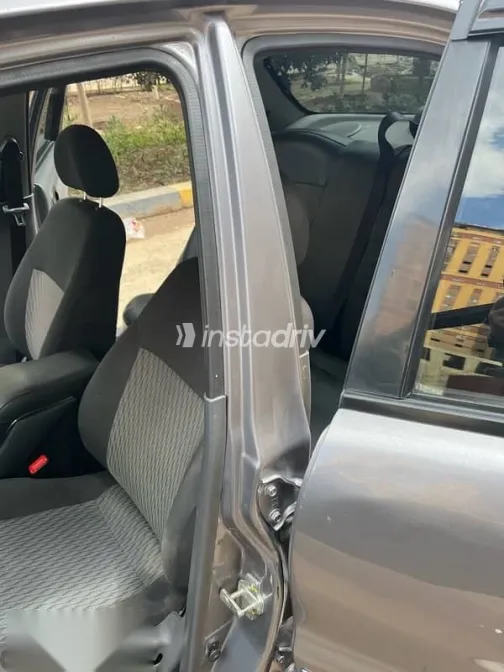 شيفروليه لانوس 2019 رمادي مستعملة للبيع - 3