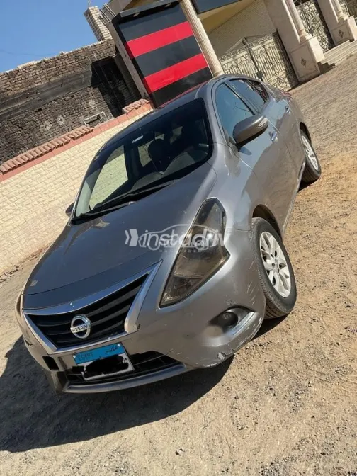 نيسان صنى 2018 أبيض مستعملة للبيع - 8