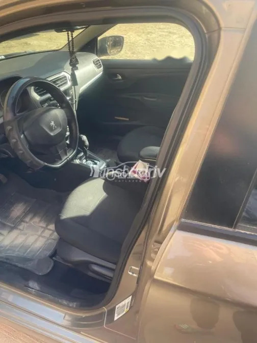 Peugeot 301 2014 Gold Used for Sale - 8