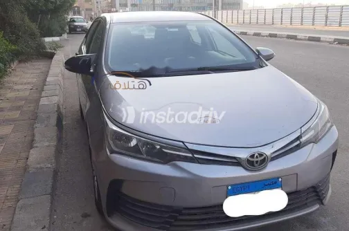 Toyota Corolla 2019 White Used for Sale - 2