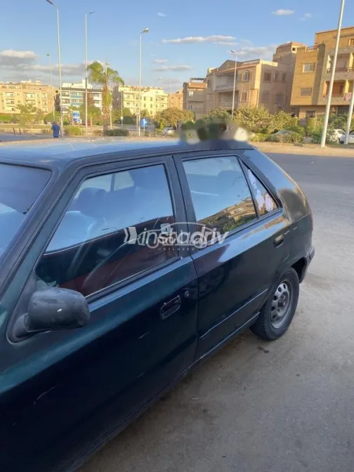 سكودا فيليشيا 1997 أخضر غامق مستعملة للبيع - 2