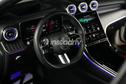 مرسيدس GLC 200 2024 أسود مستعملة للبيع - 7