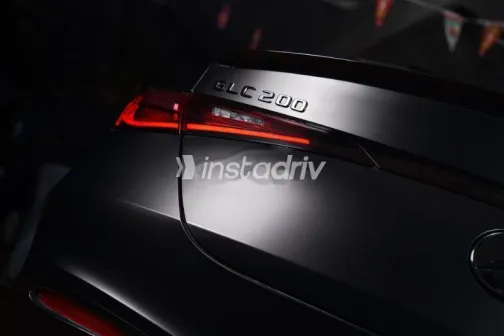 مرسيدس GLC 200 2024 أسود مستعملة للبيع - 10