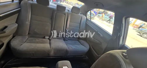 هوندا سيفك 2009 أبيض مستعملة للبيع - 10