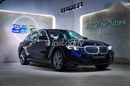 بي ام دبليو I3 2026 أزرق غامق جديدة للبيع - 2