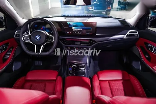 بي ام دبليو I3 2026 أزرق غامق جديدة للبيع - 6