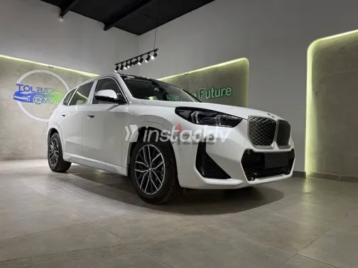 بي ام دبليو اى اكس 1 2026 أبيض جديدة للبيع - 1