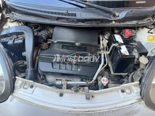 جيلي باندينو 2015 أبيض مستعملة للبيع - 3