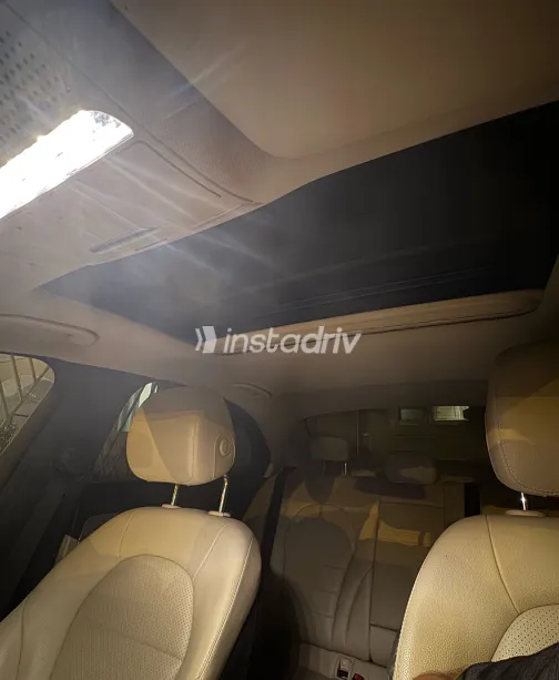 مرسيدس C 180 2018 أبيض مستعملة للبيع - 1