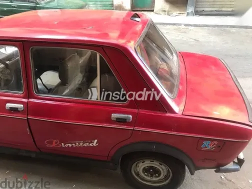 فيات 128 1986 أحمر مستعملة للبيع - 1