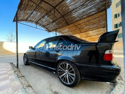 بي ام دبليو 320 1996 أسود مستعملة للبيع - 3