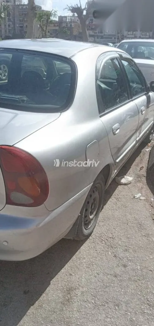 Chevrolet Lanos 2005 Silver Used for Sale - 2