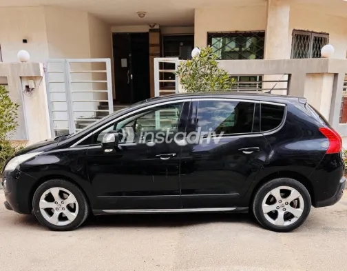 بيجو 3008 2014 أسود مستعملة للبيع - 4