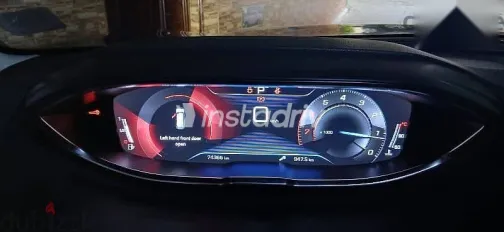 Peugeot 5008 2020 Gray Used for Sale - 5