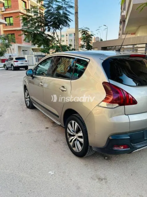 بيجو 3008 2017 ذهبي مستعملة للبيع - 3