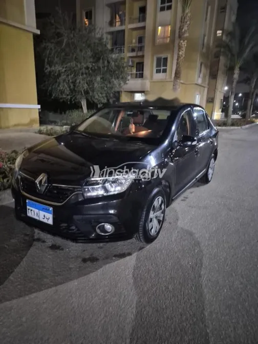 Renault Logan 2022 Black Used for Sale - 4