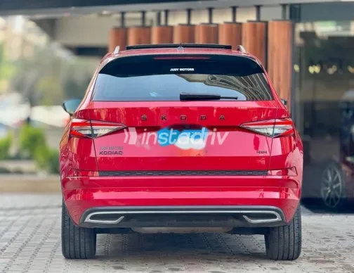 سكودا كودياك 2022 أحمر مستعملة للبيع - 3