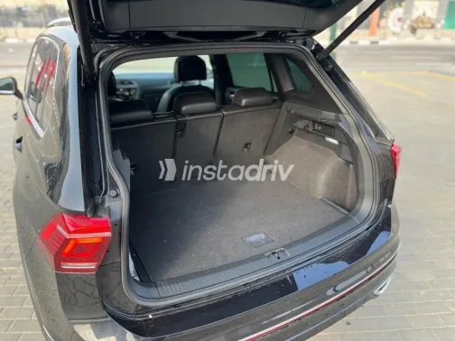 Volkswagen Tiguan 2023 Black Used for Sale - 4