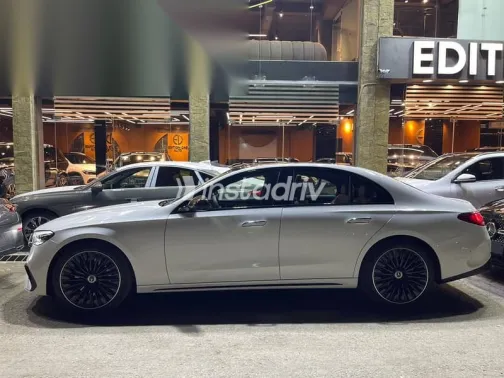 مرسيدس E 200 2026 أبيض جديدة للبيع - 2
