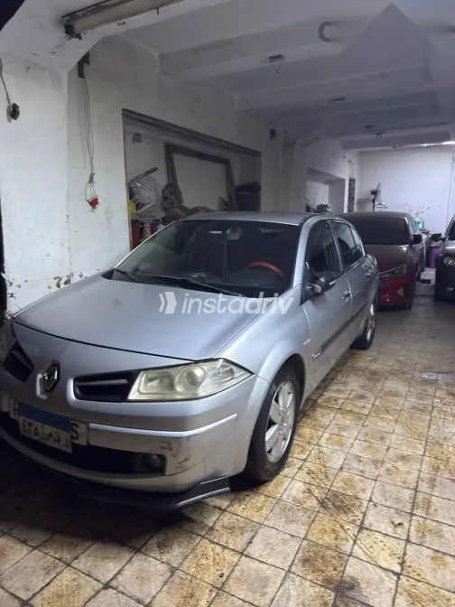 Renault Megane 2005 Silver Used for Sale - 1
