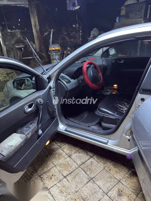 Renault Megane 2005 Silver Used for Sale - 10