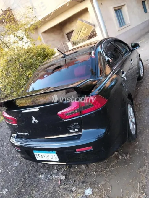 ميتسوبيشي لانسر اى اكس شارك 2015 أسود مستعملة للبيع - 2