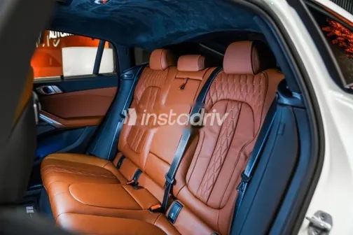 بي ام دبليو X6 2025 أبيض مستعملة للبيع - 9