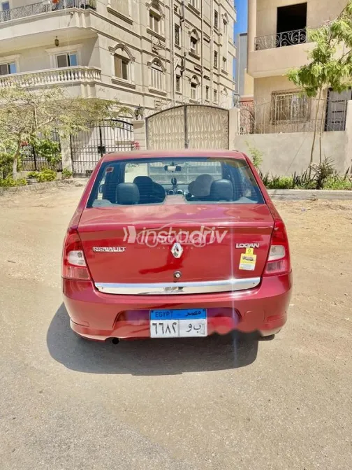 رينو لوجان 2013 أحمر غامق مستعملة للبيع - 3