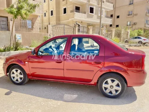 رينو لوجان 2013 أحمر غامق مستعملة للبيع - 6