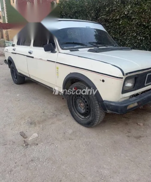 فيات 128 1978 أبيض مستعملة للبيع - 1