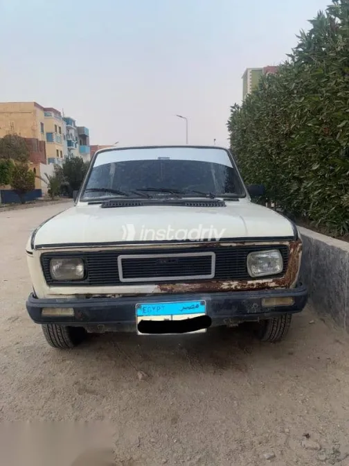 فيات 128 1978 أبيض مستعملة للبيع - 2