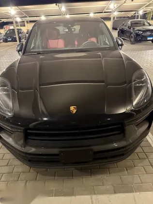 بورش ماكان 2026 أسود مستعملة للبيع