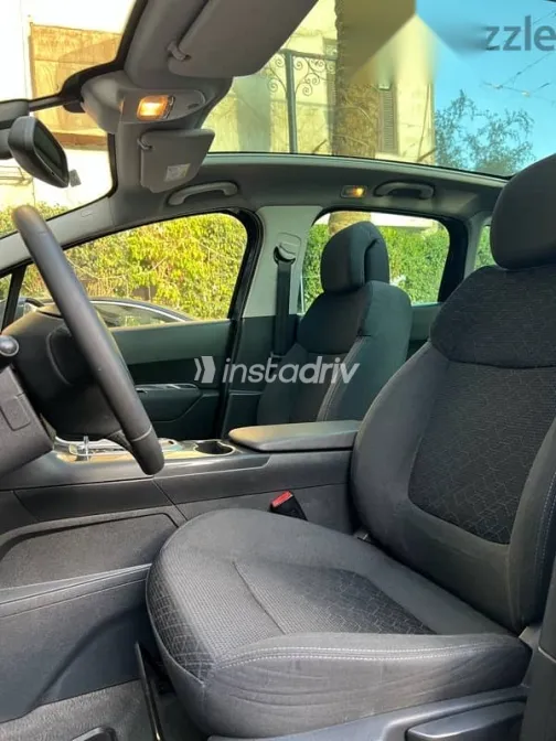 Peugeot 3008 2015 Black Used for Sale - 5