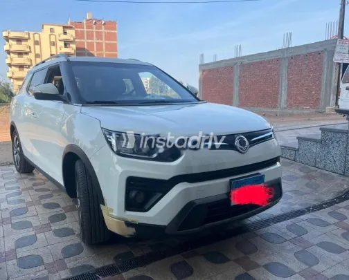 سانج يونج تيفولى XLV 2021 أبيض مستعملة للبيع - 1