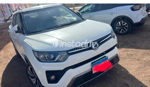 سانج يونج تيفولى XLV 2021 أبيض مستعملة للبيع - 6