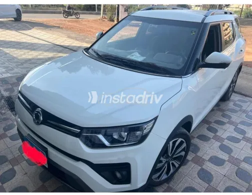 سانج يونج تيفولى XLV 2021 أبيض مستعملة للبيع - 7