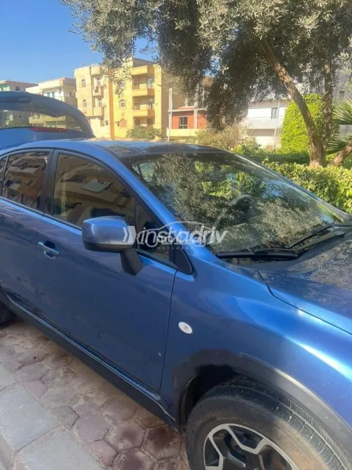 سوبارو XV 2014 أزرق مستعملة للبيع - 3