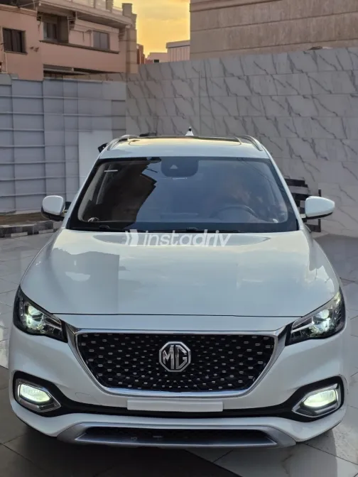 ام جى اتش اس 2022 أبيض مستعملة للبيع - 4